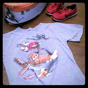 Disney store planes t shirt